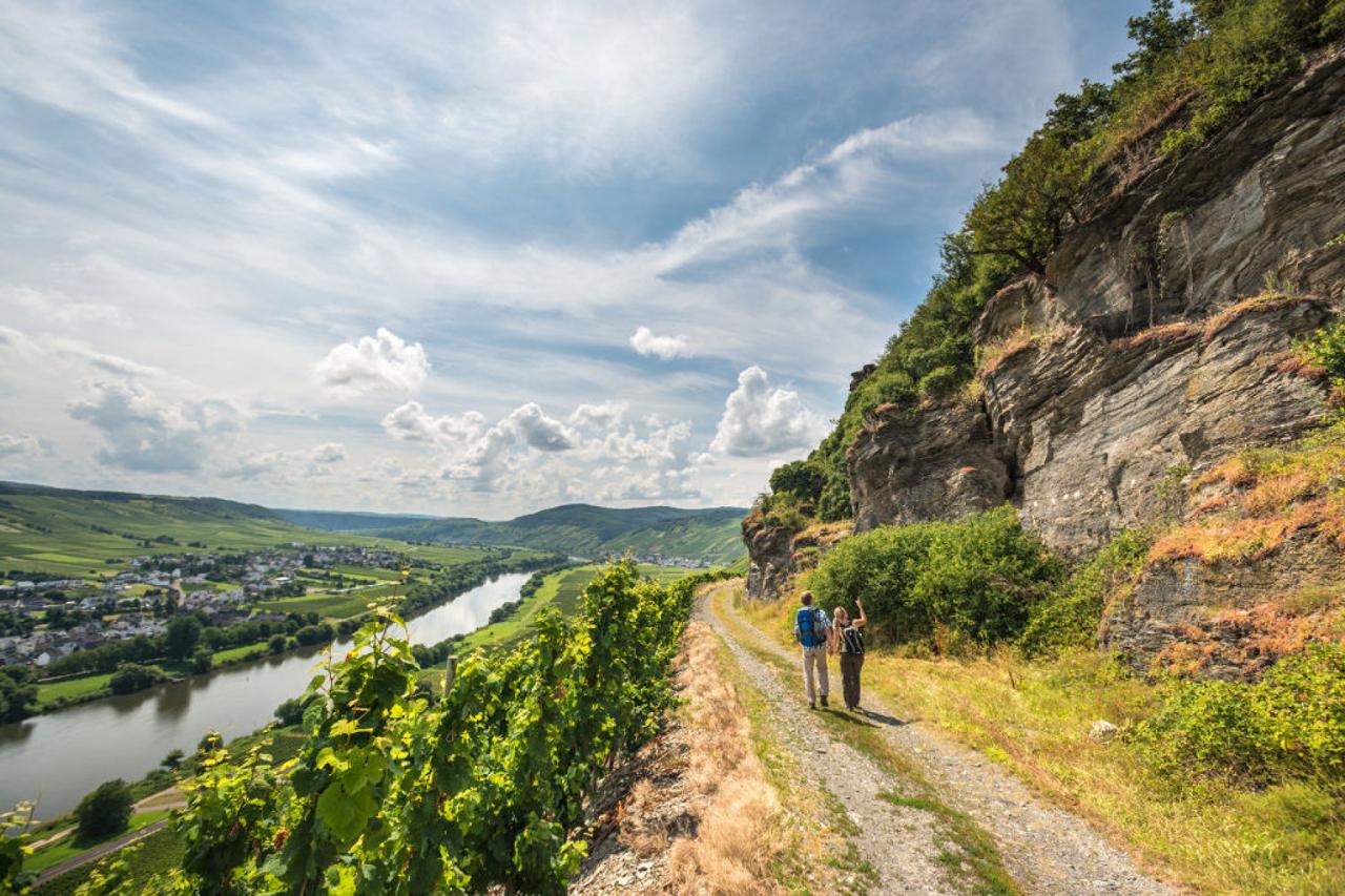 Rheinland-Pfalz: Wandervergnügen in allen Facetten  GPS Wanderatlas